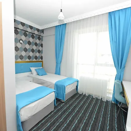 Grand Surmely Business