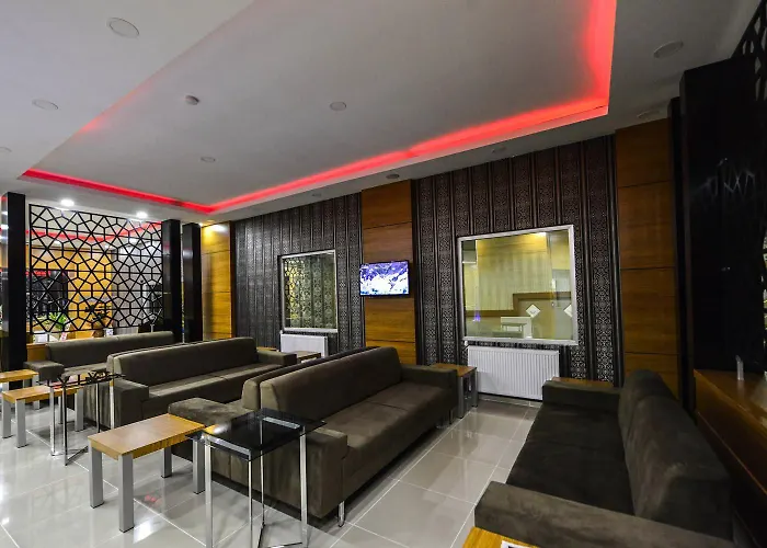 Grand Surmely Business