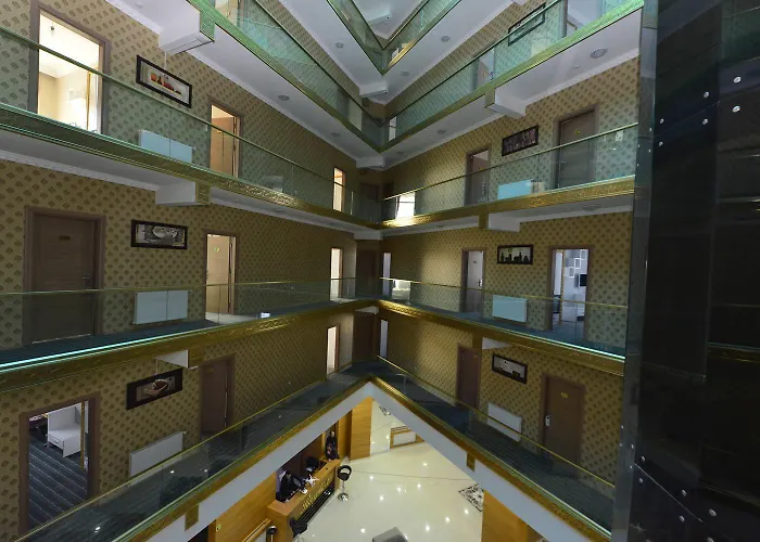 Grand Surmely Business