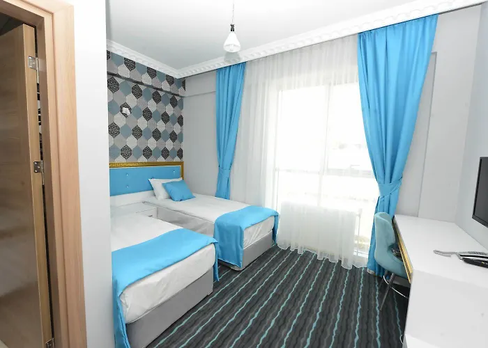 Grand Surmely Business